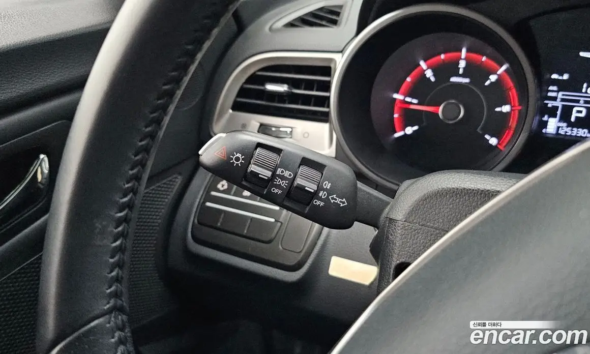 SsangYong TIBOLI 2016 1.6 автомат (гидро), фото 23