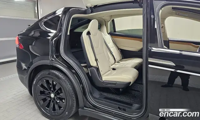 Tesla Model X 2019 0.3 автомат (гидро), миниатюра 12