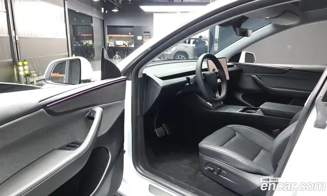 Tesla Model Y 2025 0.2 автомат (гидро), миниатюра 10 Tesla Model Y 2025 0.2 автомат (гидро), миниатюра 10