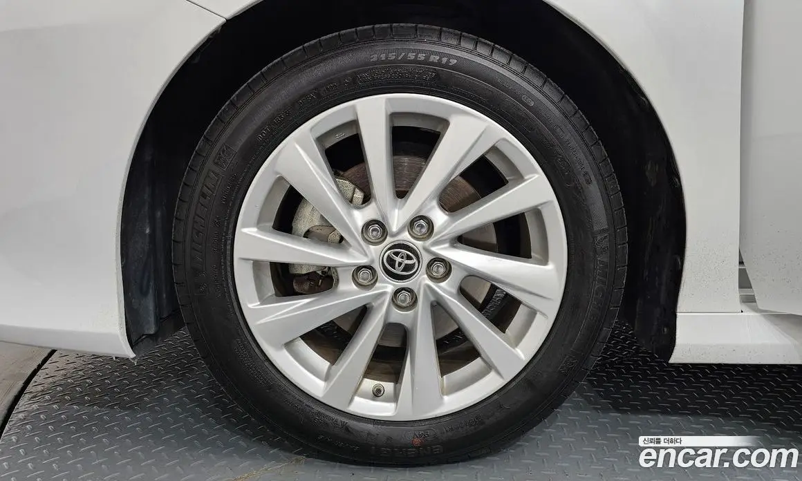 Toyota Camry 2023 2.5 автомат (гидро), фото 5 Toyota Camry 2023 2.5 автомат (гидро), фото 5