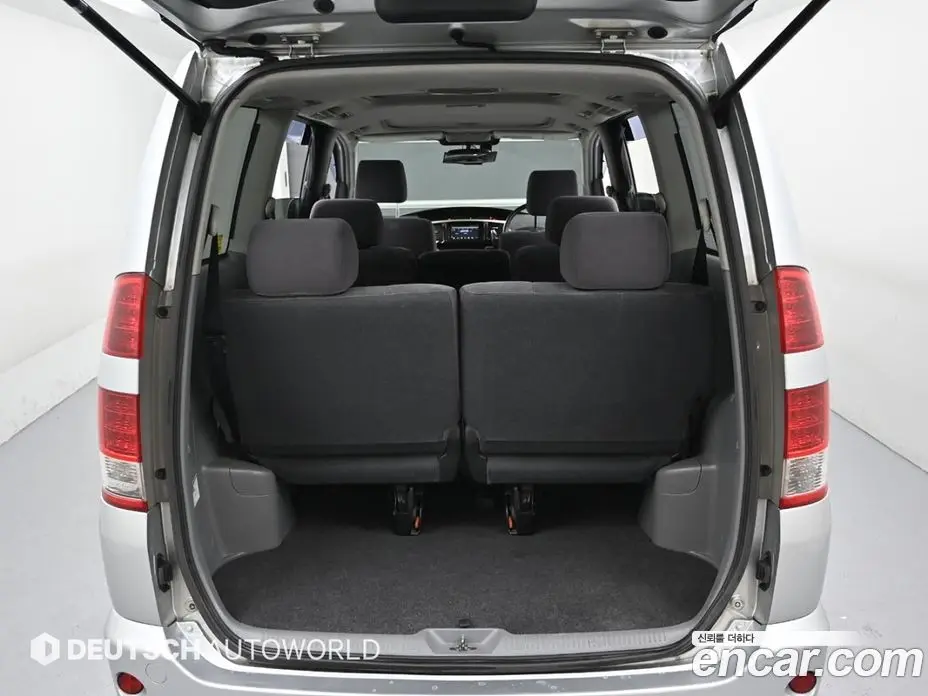 Toyota Noah 2005 2.0 автомат (вариатор), фото 20 Toyota Noah 2005 2.0 автомат (вариатор), фото 20