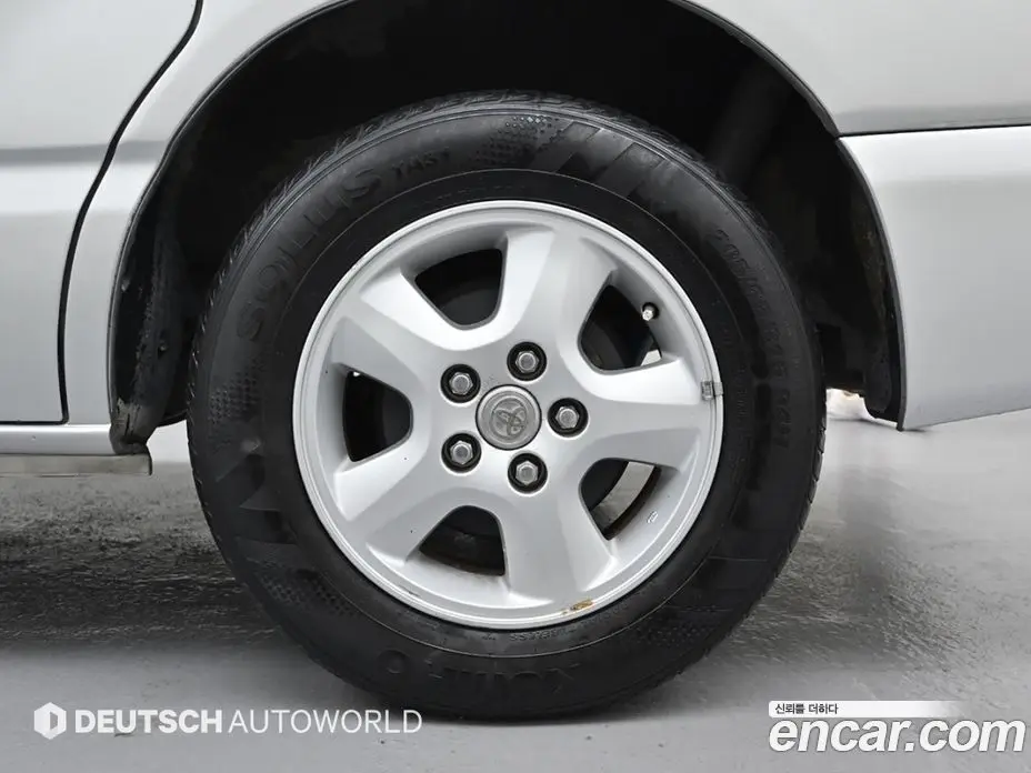 Toyota Noah 2005 2.0 автомат (вариатор), фото 5 Toyota Noah 2005 2.0 автомат (вариатор), фото 5