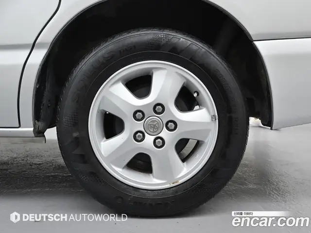 Toyota Noah 2005 2.0 автомат (вариатор), миниатюра 5 Toyota Noah 2005 2.0 автомат (вариатор), миниатюра 5