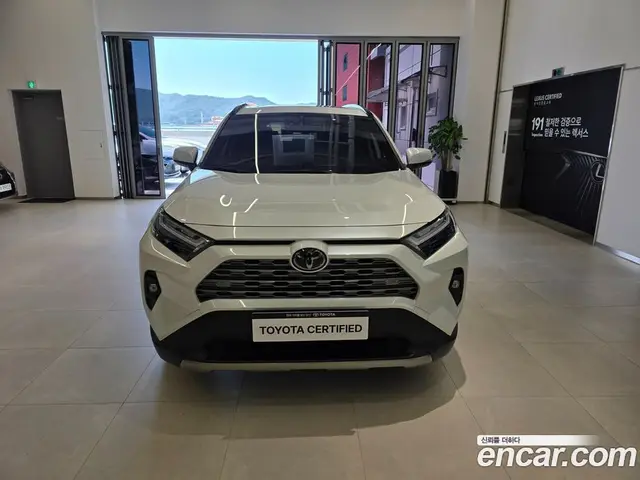 Toyota RAV4 2025 2.5 автомат (вариатор), миниатюра 3 Toyota RAV4 2025 2.5 автомат (вариатор), миниатюра 3