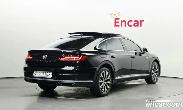 Volkswagen Arteon 2019 2.0 автомат (гидро), миниатюра 2