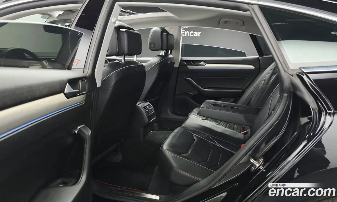 Volkswagen Arteon 2019 2.0 автомат (гидро), фото 11