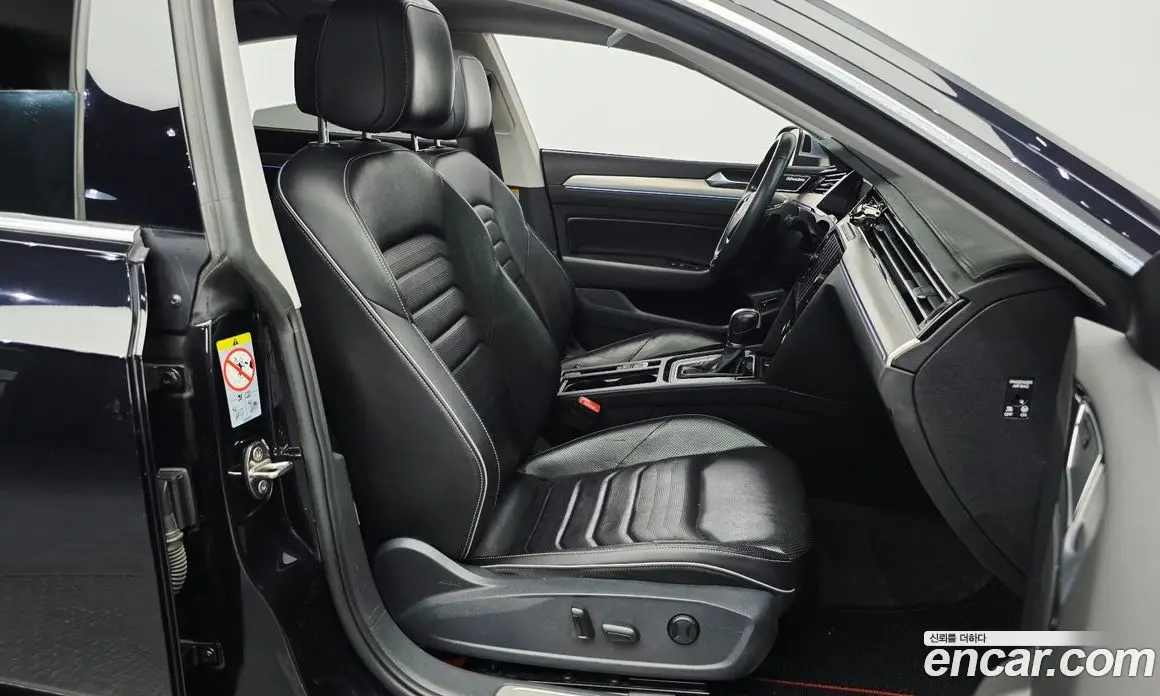 Volkswagen Arteon 2019 2.0 автомат (гидро), фото 12