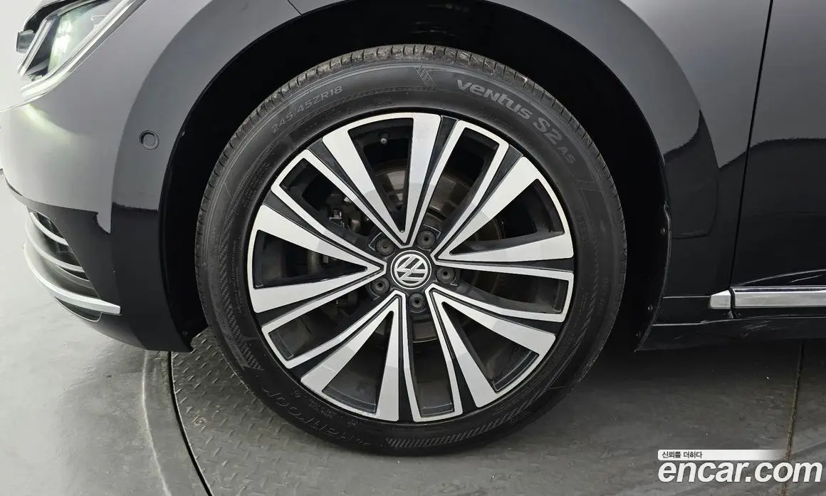 Volkswagen Arteon 2019 2.0 автомат (гидро), фото 5