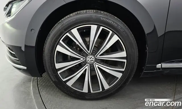 Volkswagen Arteon 2019 2.0 автомат (гидро), миниатюра 5