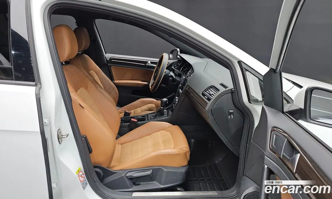 Volkswagen Golf 2015 2.0 автомат (гидро), фото 11