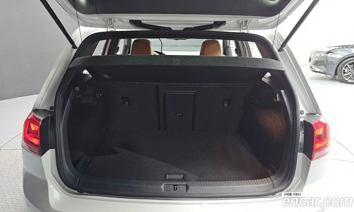 Volkswagen Golf 2015 2.0 автомат (гидро), фото 20