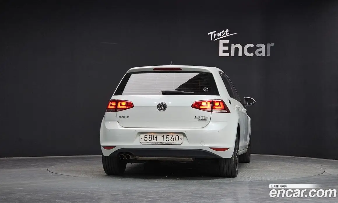 Volkswagen Golf 2015 2.0 автомат (гидро), фото 4