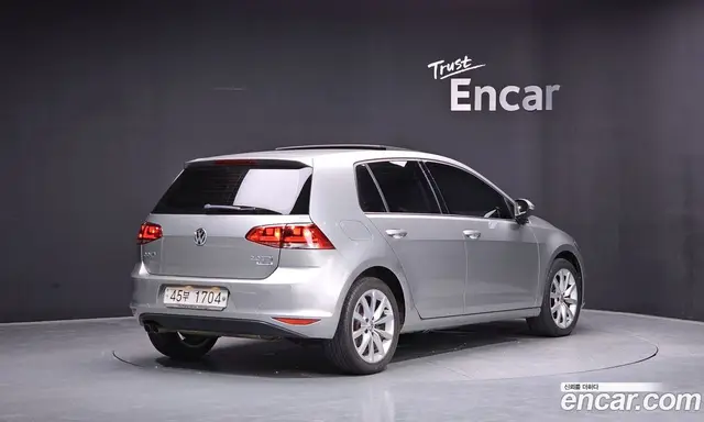 Volkswagen Golf 2015 2.0 автомат (гидро), миниатюра 2