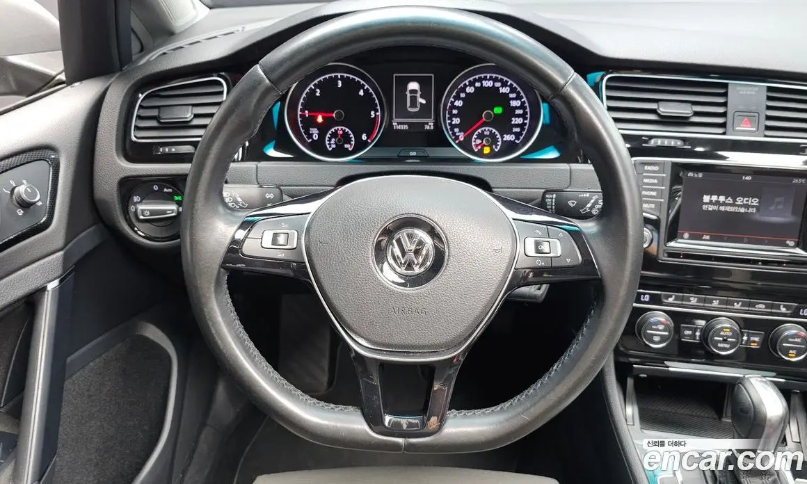 Volkswagen Golf 2015 2.0 автомат (гидро), фото 12