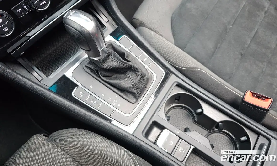 Volkswagen Golf 2015 2.0 автомат (гидро), фото 9
