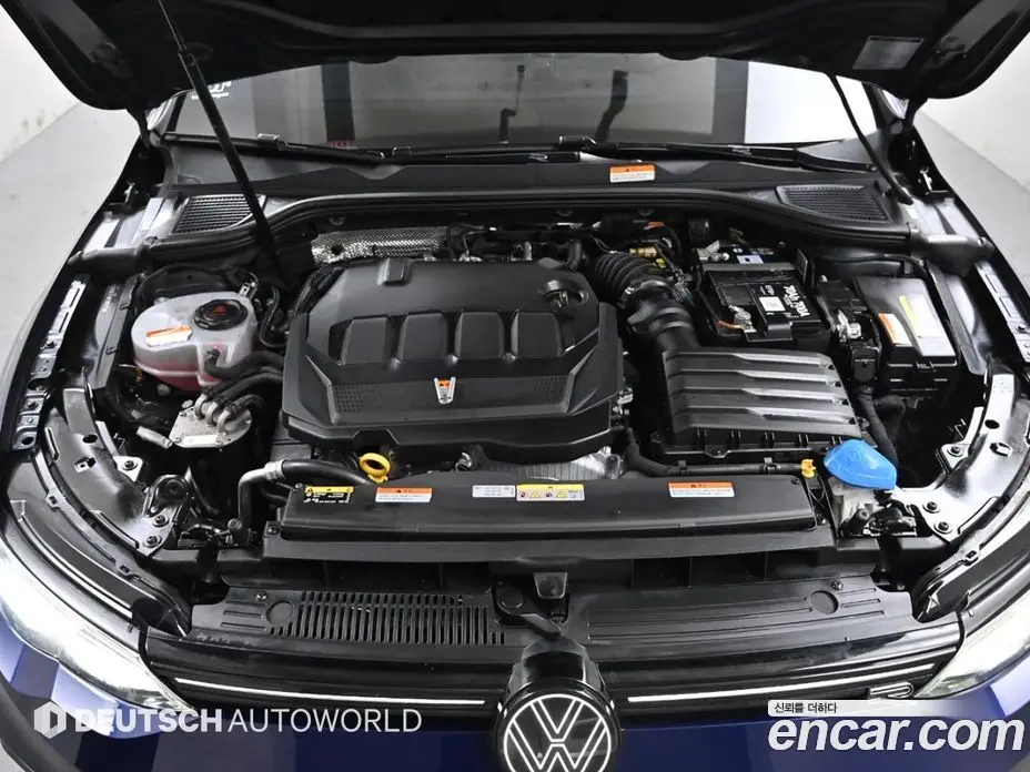 Volkswagen Golf 2022 2.0 автомат (гидро), фото 6