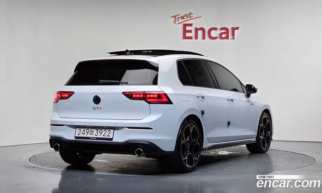 Volkswagen Golf, 2025, 11 918 км