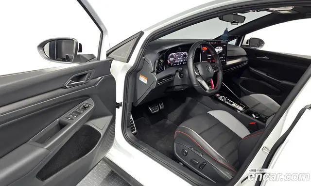 Volkswagen Golf 2025 2.0 автомат (гидро), миниатюра 12