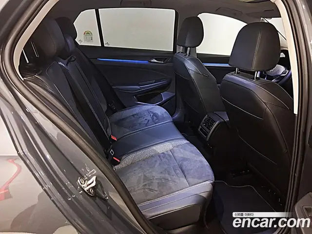 Volkswagen Golf 2025 2.0 автомат (гидро), миниатюра 12