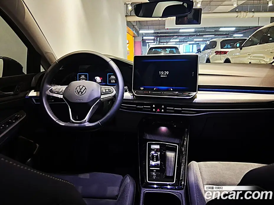 Volkswagen Golf 2025 2.0 автомат (гидро), фото 13