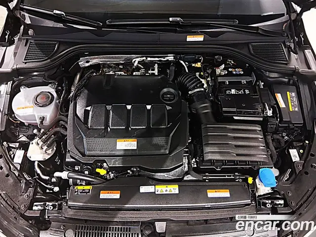 Volkswagen Golf 2025 2.0 автомат (гидро), миниатюра 6