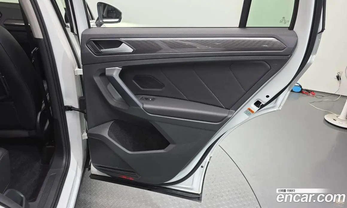 Volkswagen Tiguan 2020 2.0 автомат (гидро), фото 15