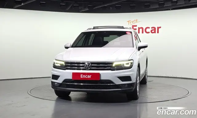Volkswagen Tiguan 2020 2.0 автомат (гидро), миниатюра 3