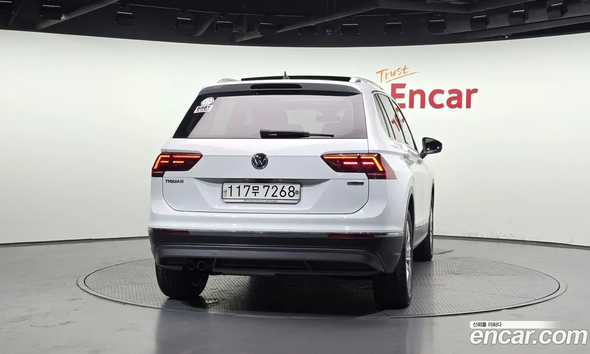 Volkswagen Tiguan 2020 2.0 автомат (гидро), фото 4