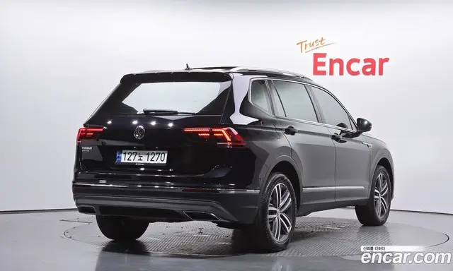 Volkswagen Tiguan 2020 2.0 автомат (гидро), миниатюра 2