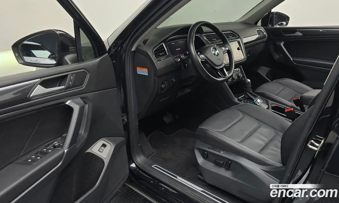 Volkswagen Tiguan 2020 2.0 автомат (гидро), фото 10