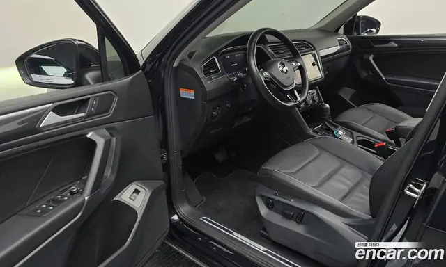Volkswagen Tiguan 2020 2.0 автомат (гидро), миниатюра 10