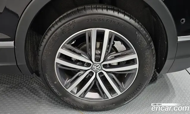 Volkswagen Tiguan 2020 2.0 автомат (гидро), миниатюра 7
