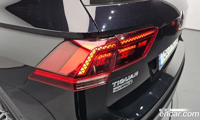 Volkswagen Tiguan 2020 2.0 автомат (гидро), миниатюра 9