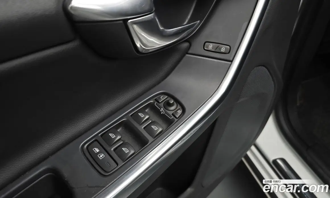Volvo S60 2014 1.6 автомат (гидро), фото 29