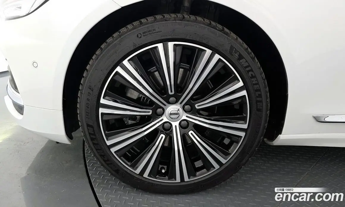 Volvo S90 2022 2.0 автомат (гидро), фото 5