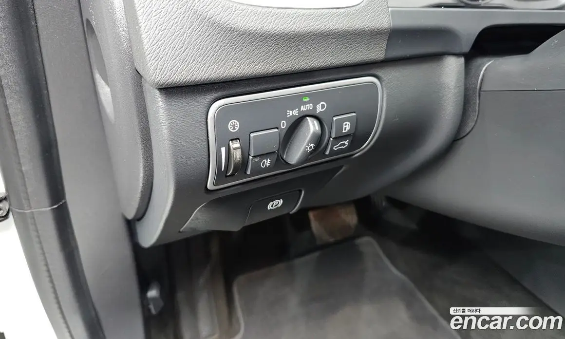 Volvo V60 2017 2.0 автомат (гидро), фото 18