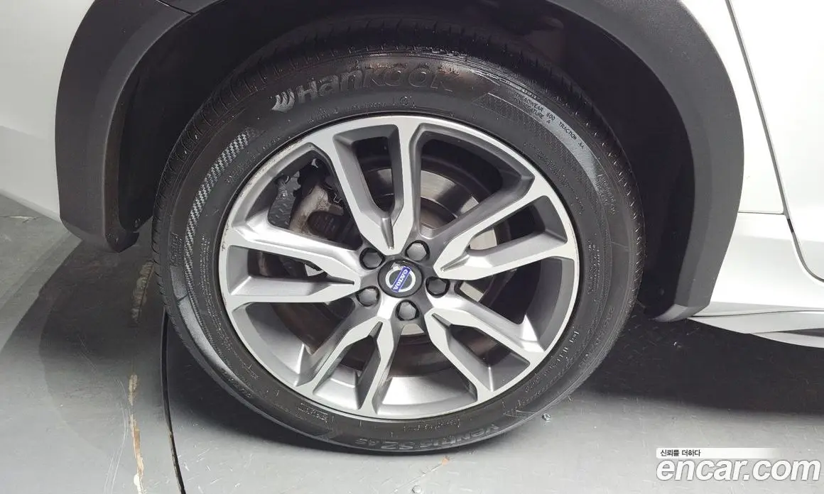 Volvo V60 2017 2.0 автомат (гидро), фото 5