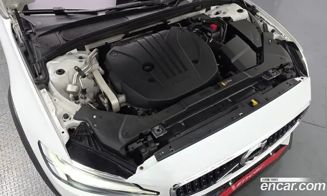 Volvo V60 2020 2.0 автомат (гидро), миниатюра 6
