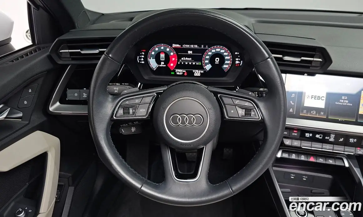 Audi A3 2023 2.0 автомат (гидро), фото 19