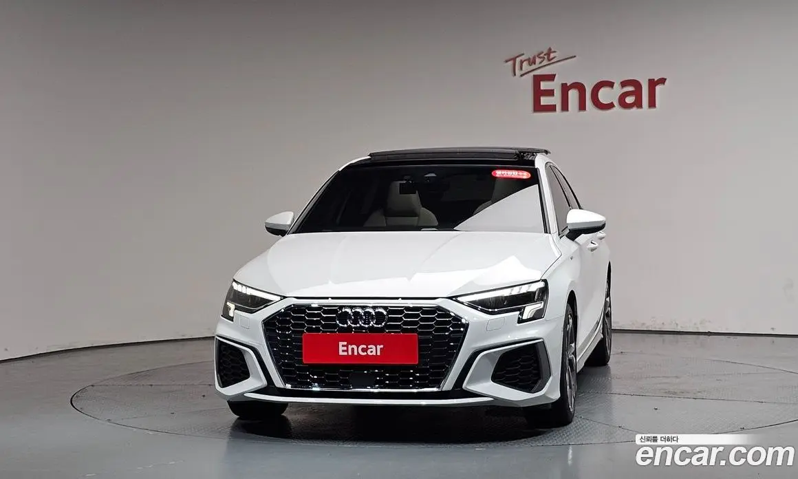 Audi A3 2023 2.0 автомат (гидро), фото 3