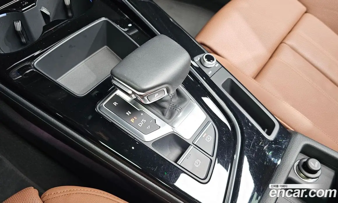 Audi A4 2020 2.0 автомат (гидро), фото 12