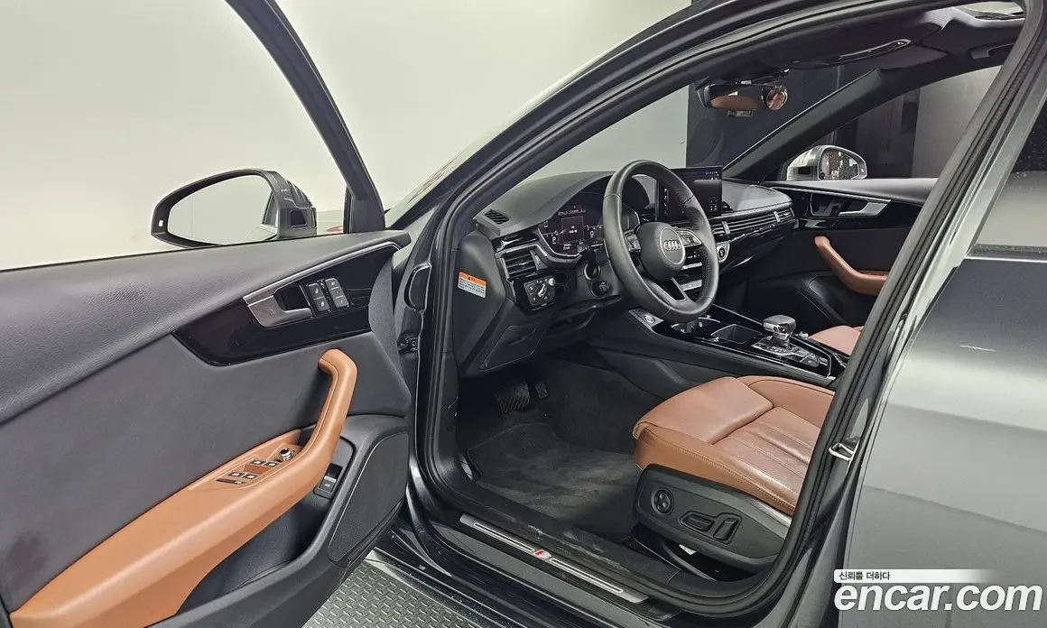 Audi A4 2020 2.0 автомат (гидро), фото 13