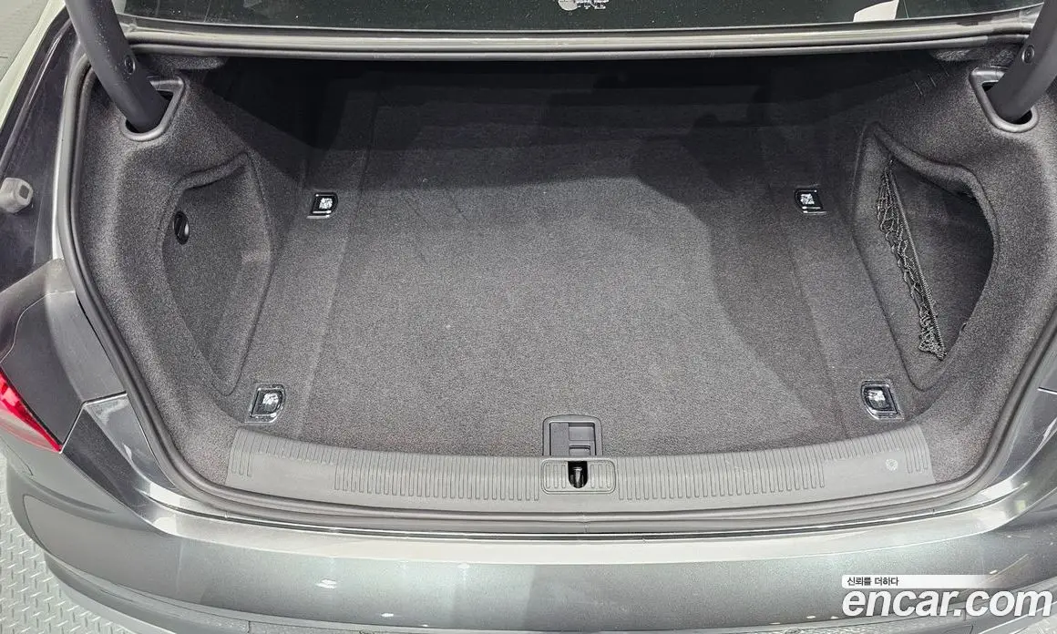 Audi A4 2020 2.0 автомат (гидро), фото 22