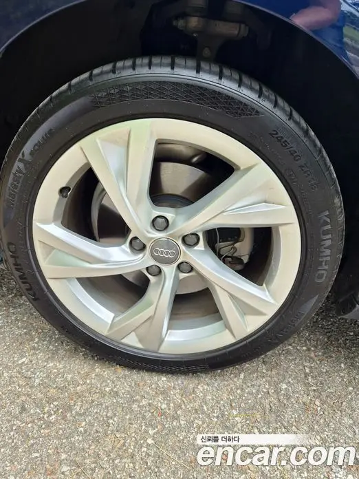 Audi A4 2021 2.0 автомат (гидро), миниатюра 9