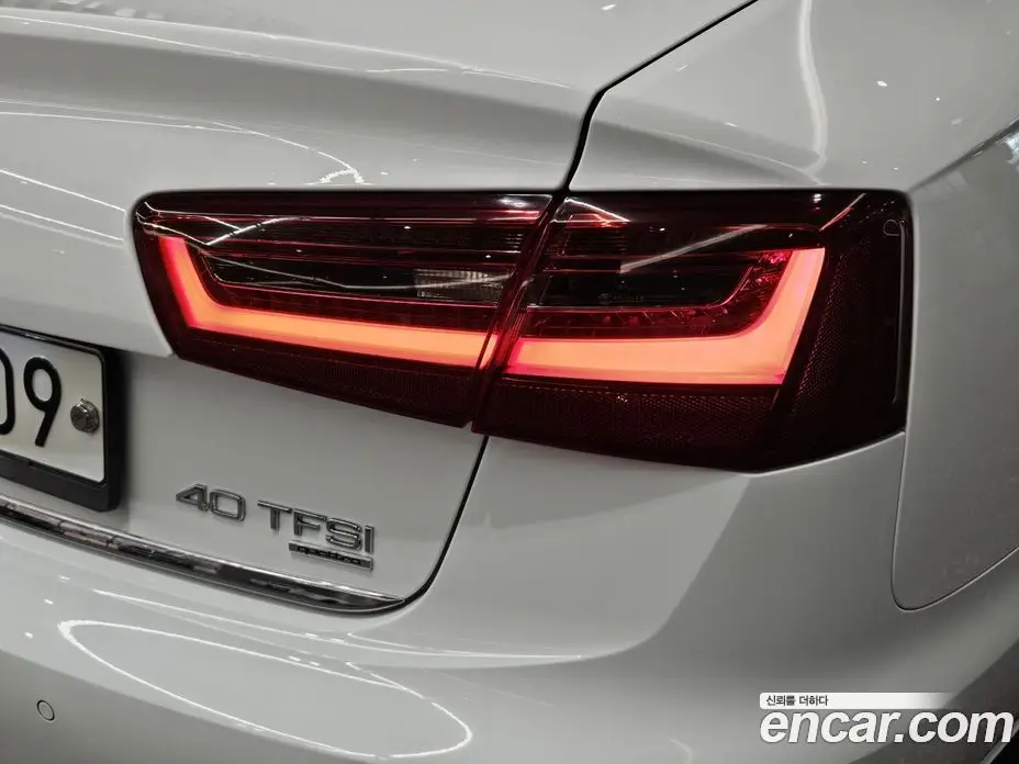 Audi A6 2015 2.0 автомат (гидро), фото 16