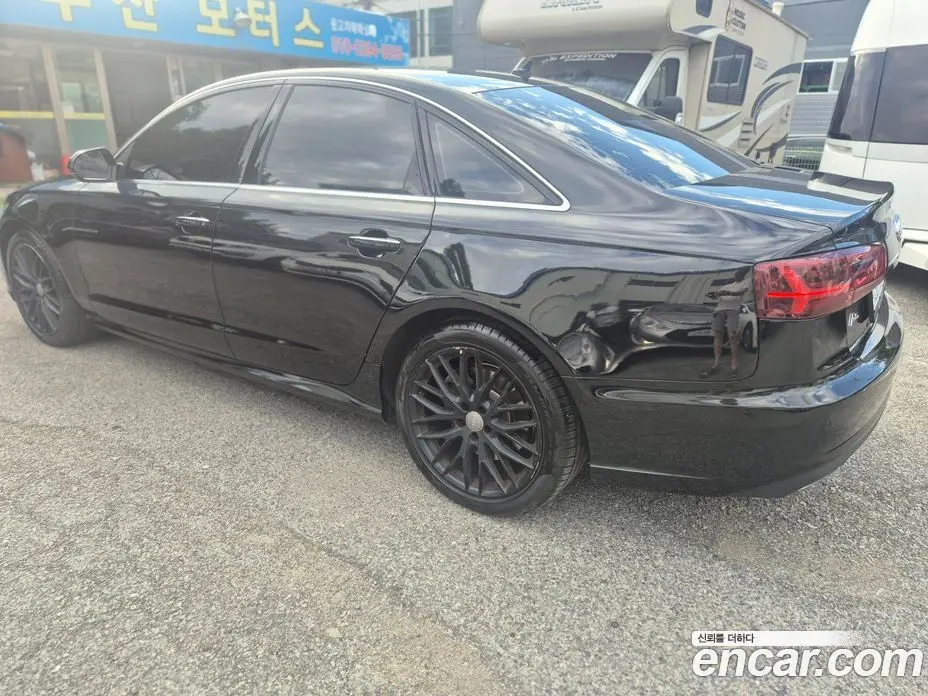 Audi A6 2015 3.0 автомат (гидро), фото 5