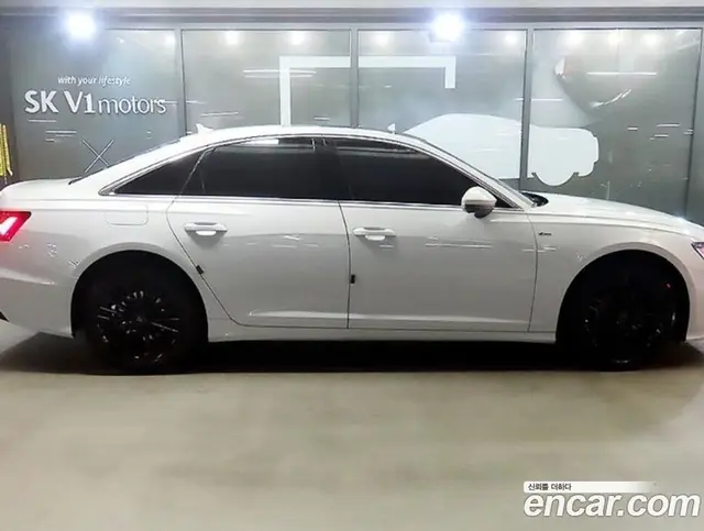 Audi A6 2020 2.0 автомат (гидро), миниатюра 3