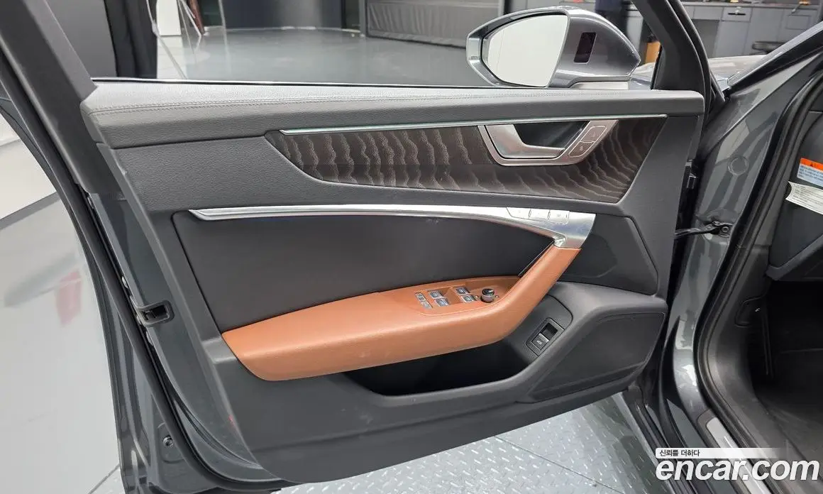 Audi A6 2021 2.0 автомат (гидро), фото 13
