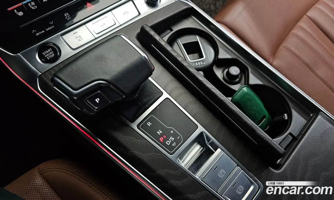 Audi A6 2023 2.0 автомат (гидро), фото 9
