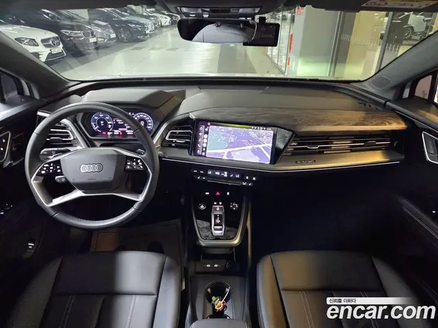 Audi Q4 e-tron 2025 автомат (гидро), миниатюра 7